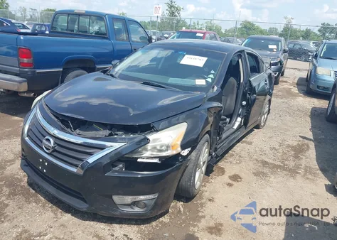2015 Nissan Altima 2.5 Sv z USA, uszkodzony, nr VIN 1N4AL3AP7FC120125